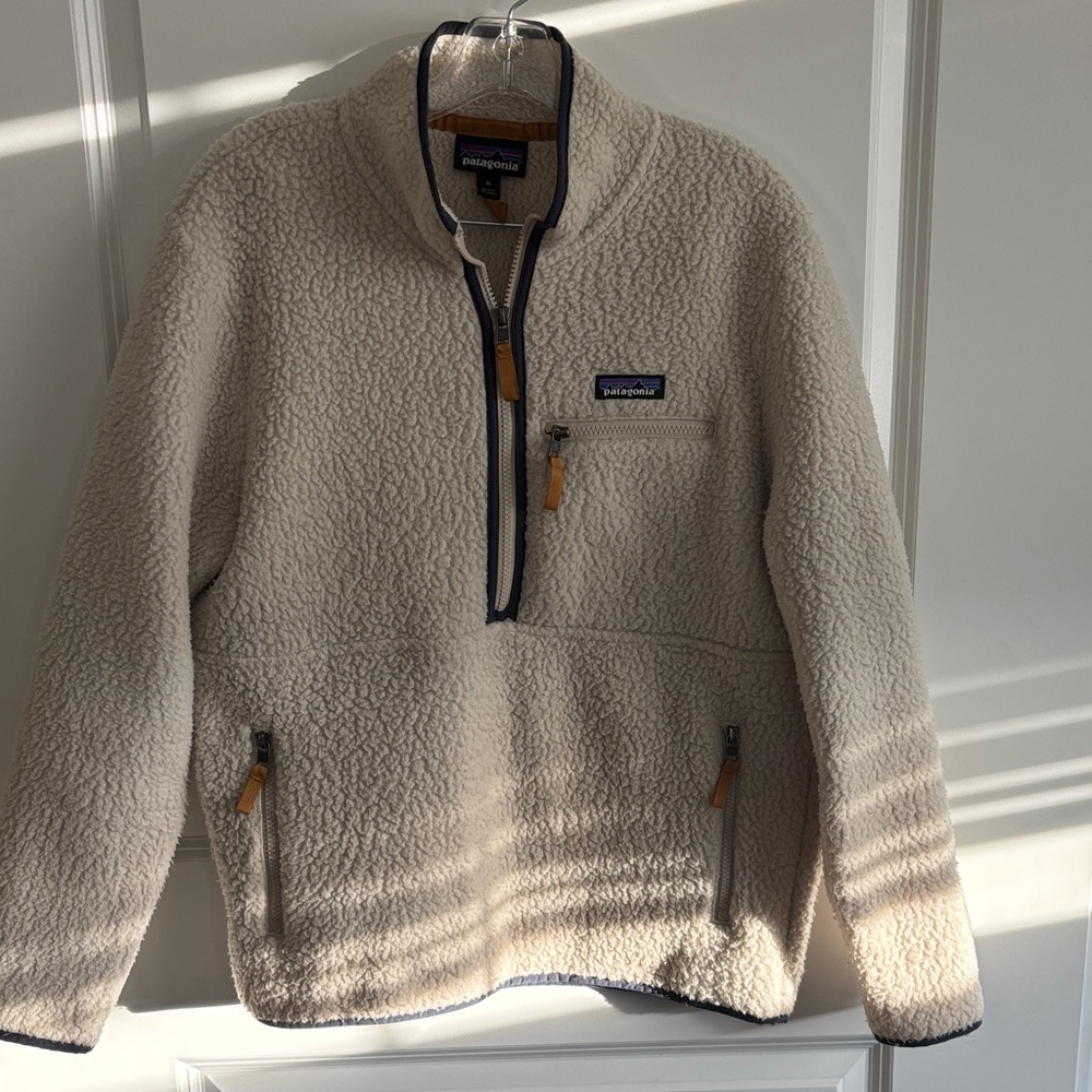 Patagonia Off-White Fleece Jacket